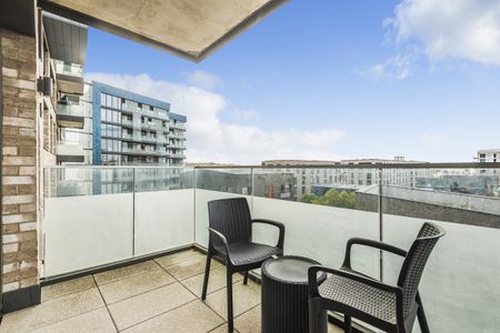 Pear Tree Way, Greenwich, SE10 - Photo 5