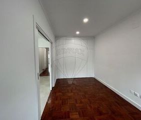 Rent Apartment 3 bedrooms São Domingos de Benfica Lisboa - Photo 2