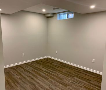 For Lease - 85 Watt Street, Guelph, Ontario - Photo 6