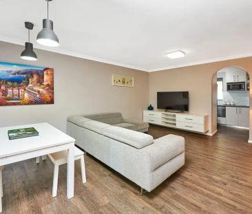 “Charming 2-Bedroom Townhouse in prime location of Baulkham Hills” - Photo 3