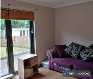 2 bedroom semi-detached house to rent - Photo 2