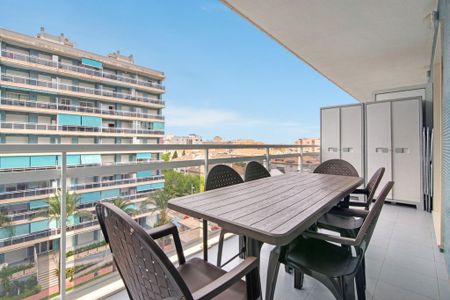 3 bedroom luxury Apartment for rent in Gandia, Valencia - Photo 3