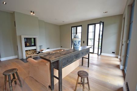 Zur Miete: Loftartige 3 Zi-Luxuswohnung mit Süd-Loggia und Blick in den Park in den Rheinblick-Residences - Photo 2