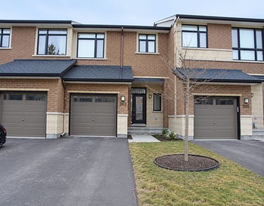 For Lease - 263 Kinghaven Crescent, Kanata, Ontario - Photo 1