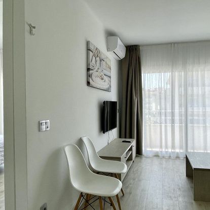 Avinguda de Roma - Photo 1