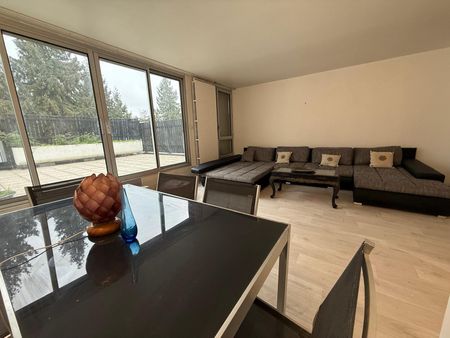 Location Appartement 4 pièces 76m² VILLEPINTE 93420 - Photo 5