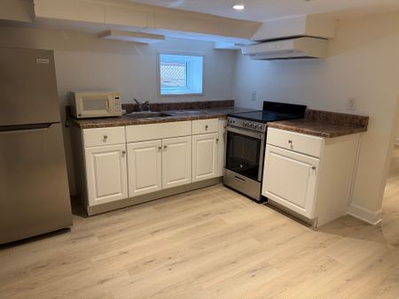 For Lease - 551 Saint Clarens Avenue Unit# Bsmt, Toronto, Ontario - Photo 2