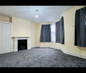 3 Bed Terraced House, Strone Road, E12 - Photo 1