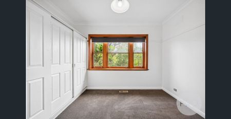 15 Urana Street, Turvey Park NSW 2650 - Photo 2