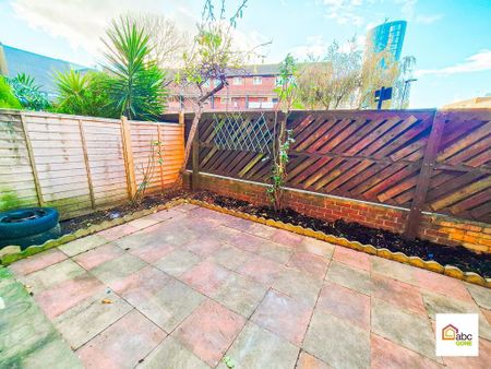 3 bedroom maisonette to rent - Photo 4