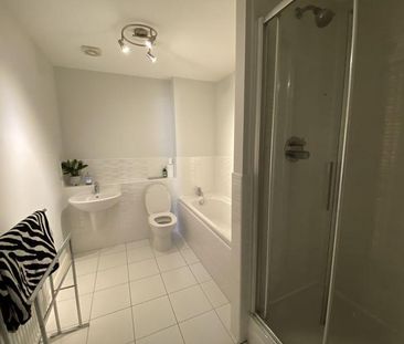 2 bedroom apartment to rent - Photo 5