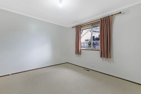 Sunbury - Photo 3