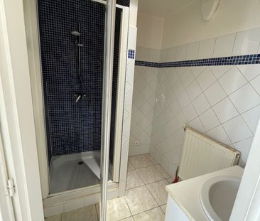 Location Appartement 2 pièces 40m² ROMANS SUR ISERE 26100 - Photo 6