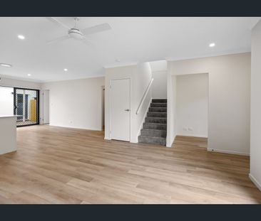 NEW 3-BEDROOM HOME IN MAYFAIR ESTATE - Photo 4