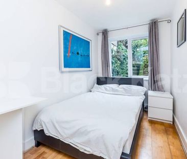 Beautiful 3-Bedroom, 3-Bathroom Apartment with Garden in Central Ca... - Photo 2