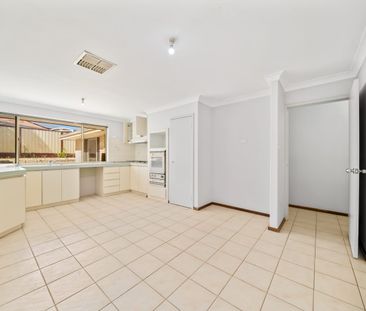 Spacious Family Home with Brand New Flooring - Photo 4