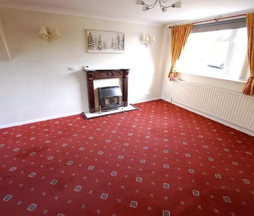 4 bedroom detached house to rent - Photo 2