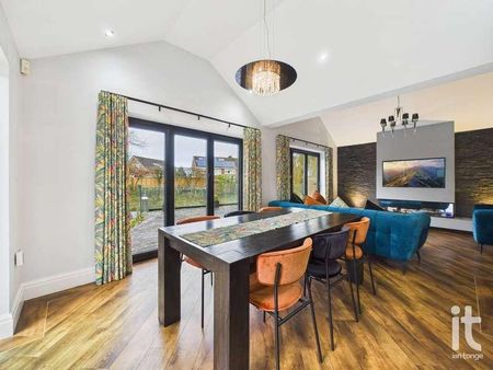 Bowfell Drive, High Lane, Stockport, SK6 - Photo 5