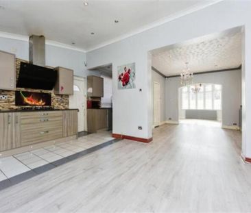 Park Road, Cheadle - Photo 3