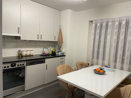 Ihr neues Zuhause mitten in Grenchen - modern, zentral und komfortabel! - Photo 3