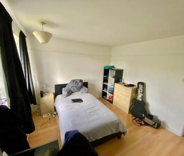 St Mildreds Road, Norwich - Photo 3