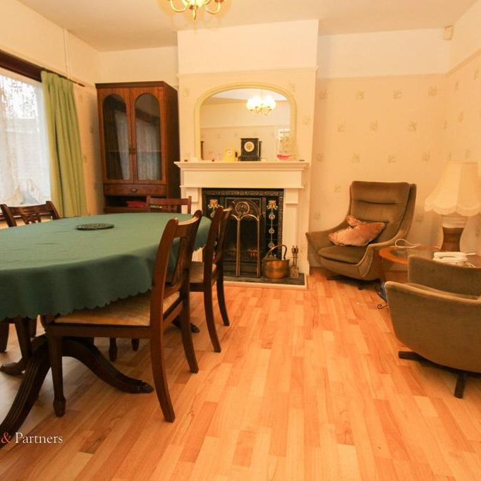 4 bedroom bungalow to rent - Photo 1