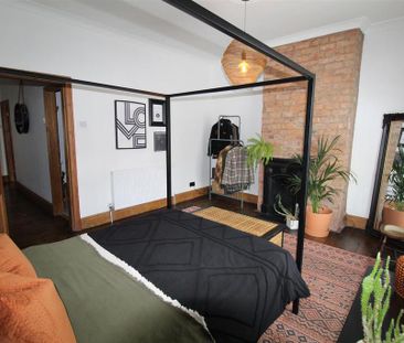 4 bedroom terraced house to rent - Photo 6