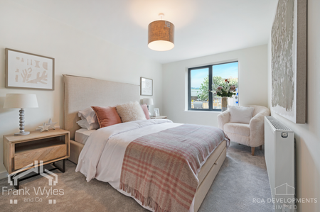 2 bedroom flat to rent - Photo 4