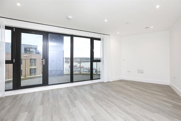 2 bedroom flat to rent - Photo 1