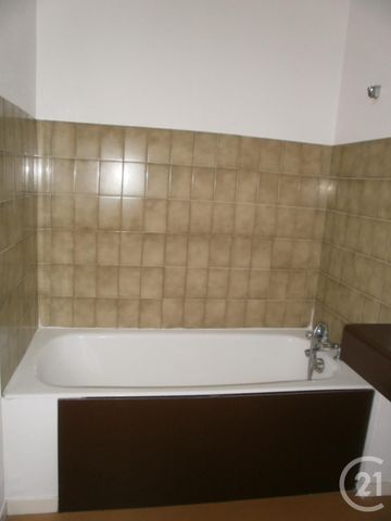 Location Appartement 1 pièce 31m² ST PIERRE DU MONT 40280 - Photo 5