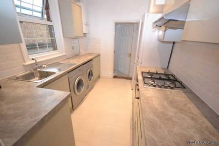 6 bedroom property to rent in Reading - Photo 4