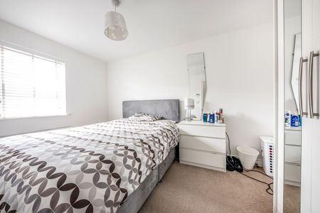 2 bedroom house to rent Griffin Way, Kempston, Bedford, Bedfordshire, MK42 - Photo 2