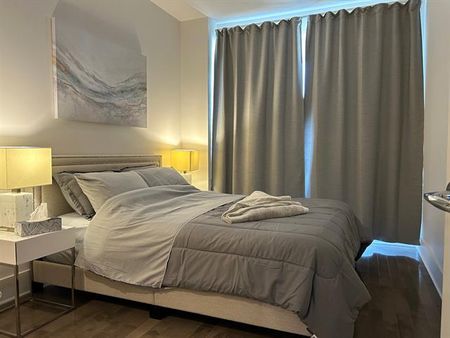 1025 Rue de la Commune E. - Photo 3