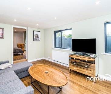 1 bedroom property to rent - Photo 6