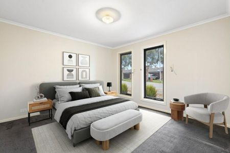 13 Weavers Street, Manor Lakes VIC, Belconnen - Photo 3