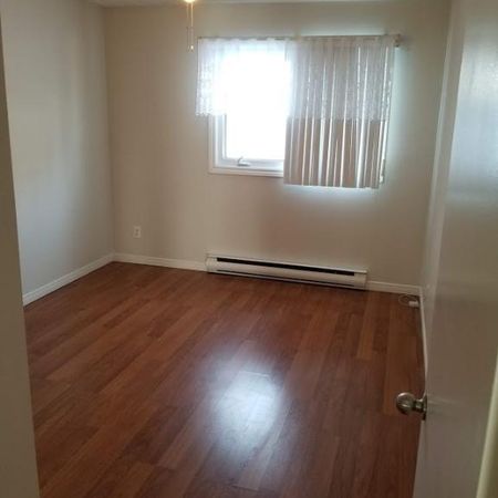 4 1/2 Logement/ Appartement 418-389-6380 - Photo 3