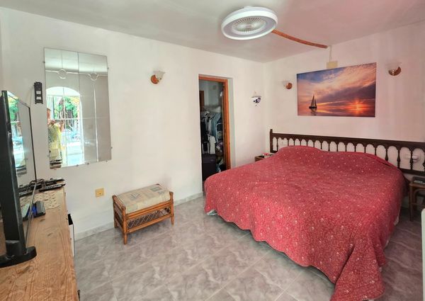 SPACIOUS VILLA FOR RENT FOR LONG TERM INCLUDING SUMMER