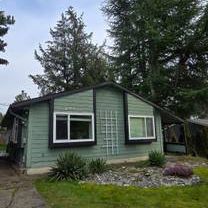 Cozy 3-Bedroom House for rent in Langley Avaliable today - Photo 4