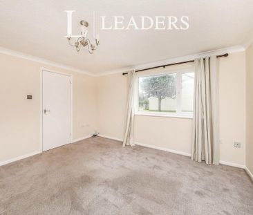 3 bedroom terraced house to rent - Photo 2