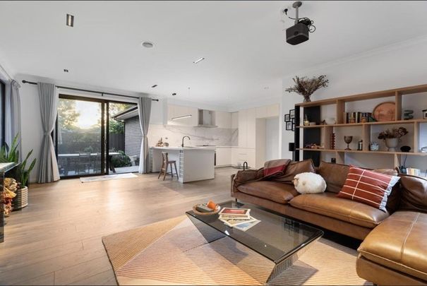 1/11 Medway St , BOX HILL NORTH - Photo 1