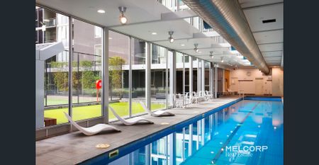 MOVE IN WITH EASE - FURNISHED - Photo 3