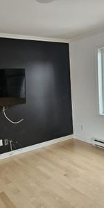 MAISON À LOUER - DISPONIBLE MAINTENANT - Photo 4