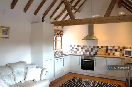 1 bedroom semi-detached house to rent - Photo 2