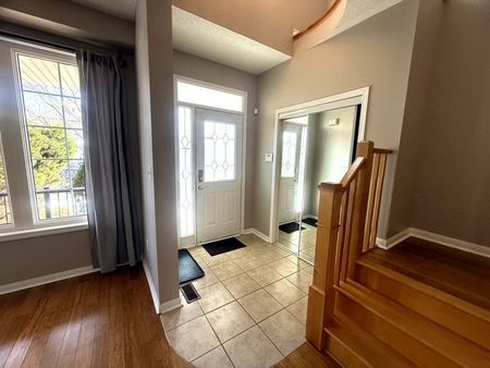 For Lease - 5923 Blue Spruce Avenue, Burlington, Ontario - Photo 3