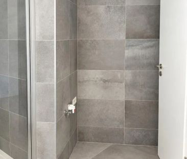 Moderní byt 2+kk s balkonem k pronájmu v Rezidenci Hagibor, Praha 10 - Photo 6