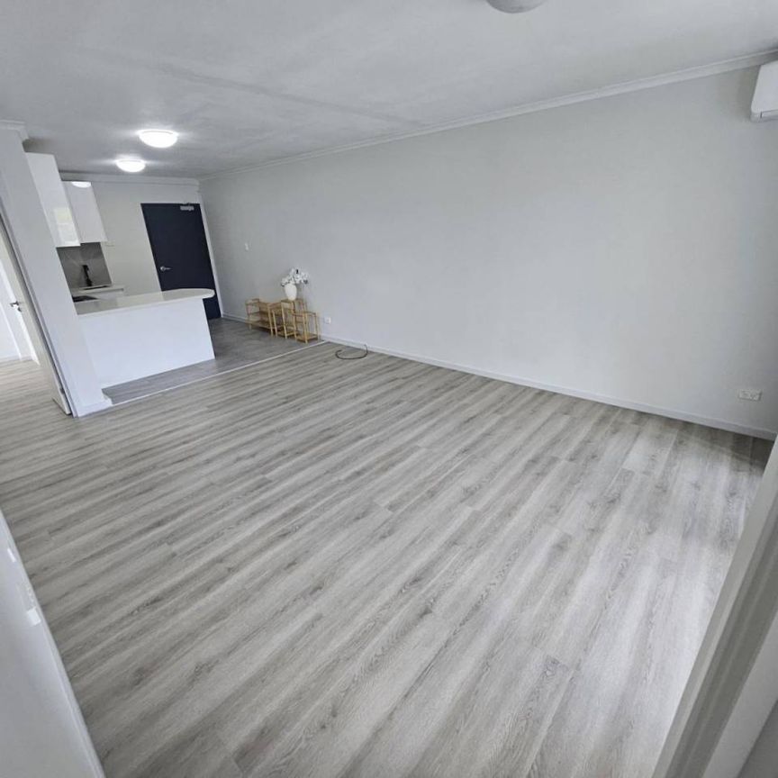 Modern Two Bed Two Bathroom Unit in Mount Gravatt East - Photo 1