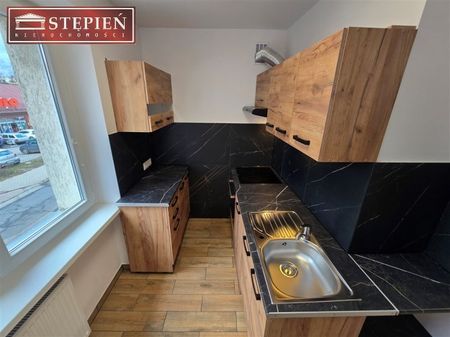 DOSKONALE ZLOKALIZOWANE MIESZKANIE NA PIERWSZYM PIĘTRZE W ZIELONYM CENTRUM JELENIEJ GÓRY. - Zdjęcie 5