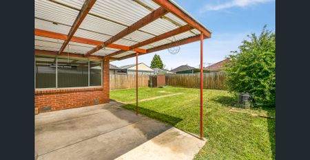 Space, Light & Convenience - Photo 5