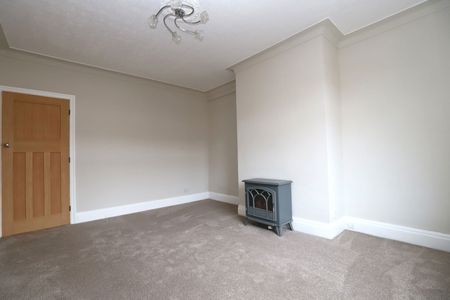 Tottington Road, Harwood, Bolton - Photo 4