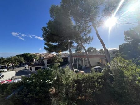 Location Appartement 61 m2 à Fréjus - Photo 4